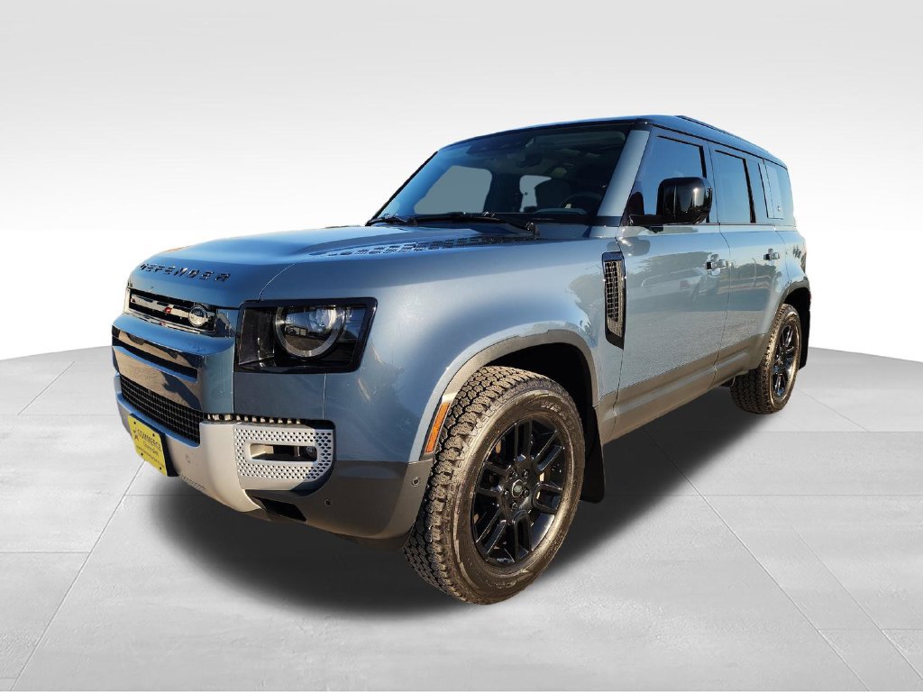 Used 2024 Land Rover Defender 110 S AWD/4WD image 3