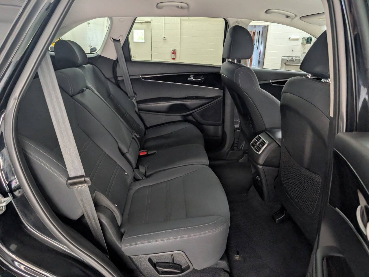 Used 2019 Kia Sorento AWD image 17