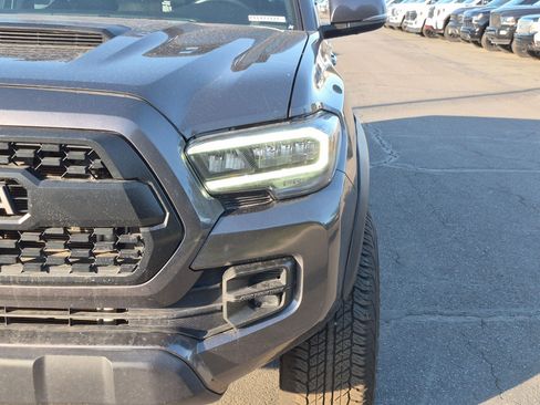 Used 2023 Toyota Tacoma TRD Pro AWD/4WD image 12