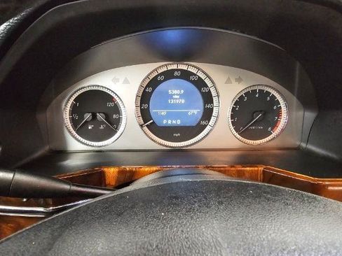Used 2010 Mercedes-Benz GLK 350 4MATIC image 13