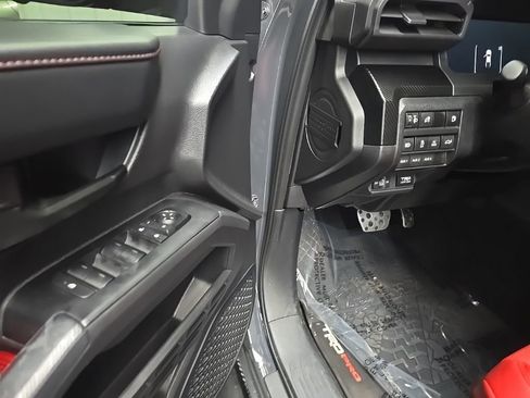 Used 2024 Toyota Tacoma TRD Pro AWD/4WD image 28