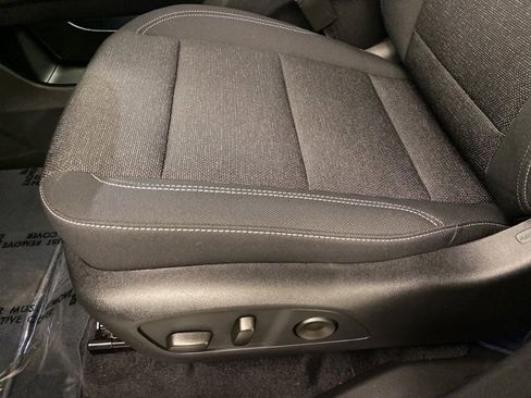 New 2026 Chevrolet Traverse LT w/ Driver Confidence Package image 14