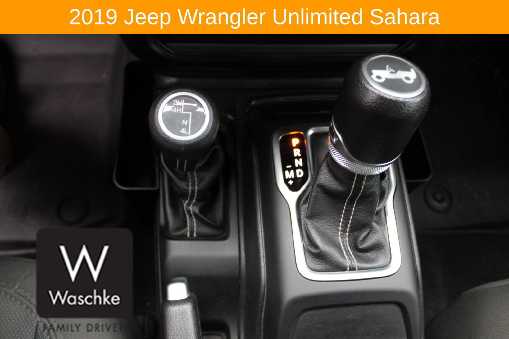 Used 2019 Jeep Wrangler Unlimited Sahara AWD/4WD image 25