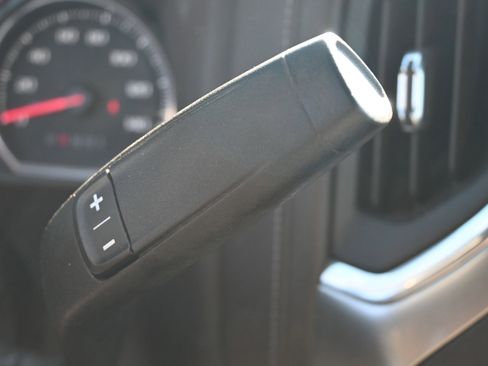 Used 2021 Chevrolet Silverado 3500 LT w/ Convenience Package image 26