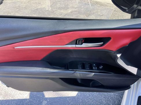 Used 2025 Toyota Camry LE image 17