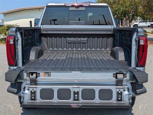 New 2025 GMC Sierra 2500 Denali w/ Denali Reserve Package image 14