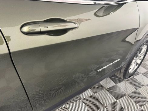 Used 2021 Jeep Cherokee Latitude Lux w/ Sun & Sound Group image 32