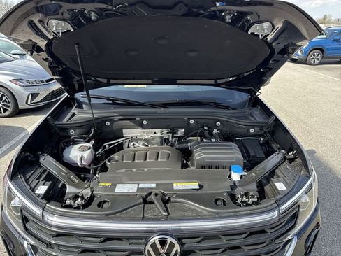 New 2026 Volkswagen Atlas Cross Sport SE AWD/4WD image 29