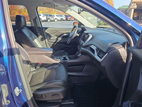 Used 2022 GMC Terrain SLT image 47