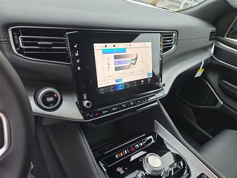 New 2025 Jeep Wagoneer Series II w/ Premium Group I image 21