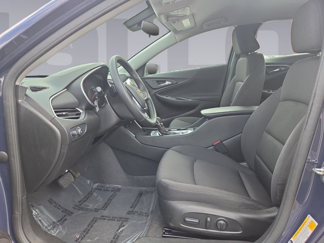Certified 2025 Chevrolet Malibu RS FWD image 10