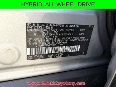 Certified 2025 Toyota RAV4 LE AWD/4WD image 23