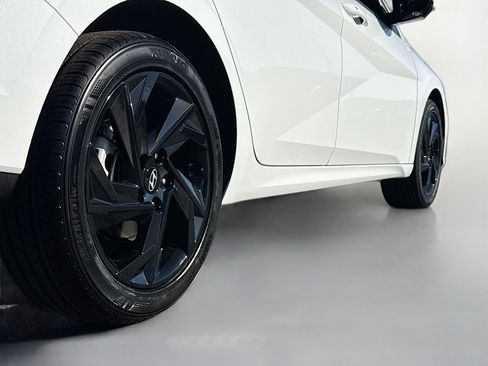 New 2026 Hyundai Elantra Sport image 12