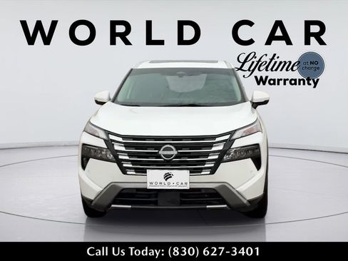Used 2024 Nissan Rogue SL w/ SL Premium Package FWD image 8