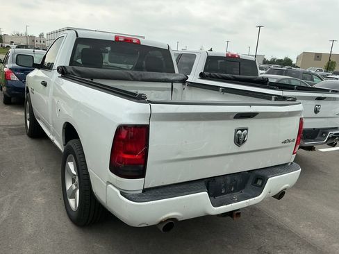 Used 2014 RAM 1500 Express AWD/4WD image 4