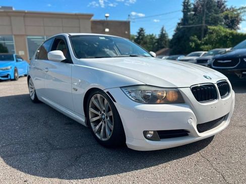 Used 2011 BMW 328i Sedan RWD image 3