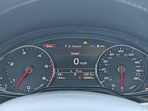 Used 2014 Audi A8 L TDI image 34