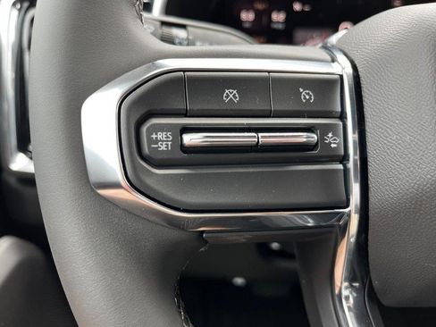 New 2025 GMC Canyon Elevation w/ Convenience Package image 29