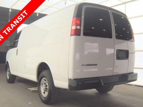 Used 2020 Chevrolet Express 2500 w/ Driver Convenience Package RWD image 4