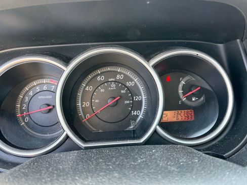 Used 2012 Nissan Versa 1.8 S w/ Plus Pkg image 7