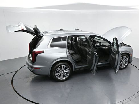 Certified 2024 Cadillac XT6 Premium Luxury w/ LPO, Floor Liner Package AWD/4WD image 46