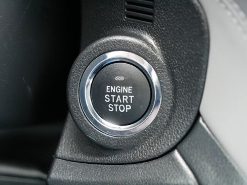 Used 2025 Subaru Outback Premium image 29