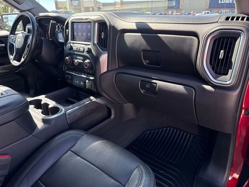 Certified 2020 Chevrolet Silverado 1500 LTZ w/ LTZ Convenience Package AWD/4WD image 37