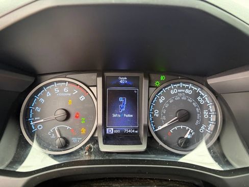 Used 2019 Toyota Tacoma TRD Sport w/ TRD Premium Sport Package AWD/4WD image 33