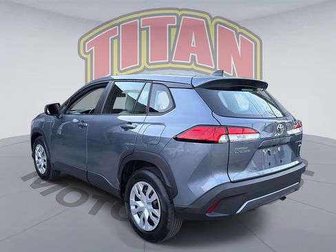 Used 2023 Toyota Corolla Cross L image 3