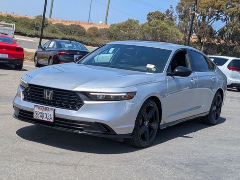 Used 2024 Honda Accord Sport image 10