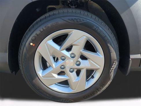 New 2026 Hyundai Kona SE image 11