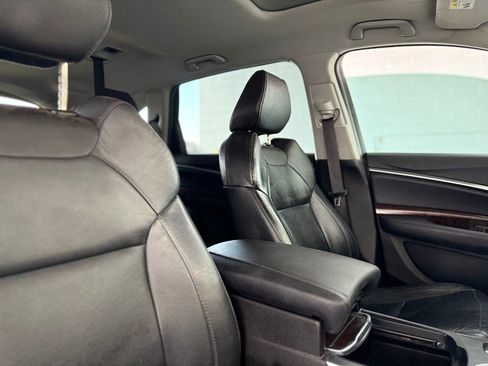 Used 2018 Acura MDX FWD image 19