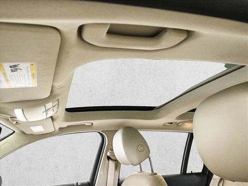 Certified 2020 Mercedes-Benz GLC 300 4MATIC image 17