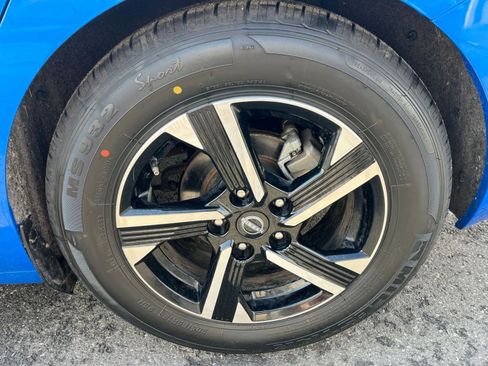 Used 2025 Nissan Sentra SV image 29