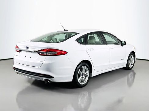 Used 2018 Ford Fusion S FWD image 5