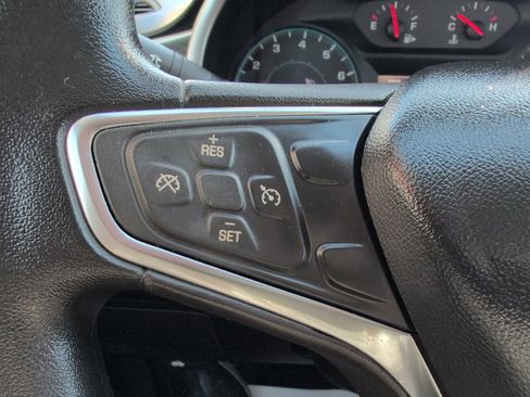 Used 2017 Chevrolet Malibu LS image 17