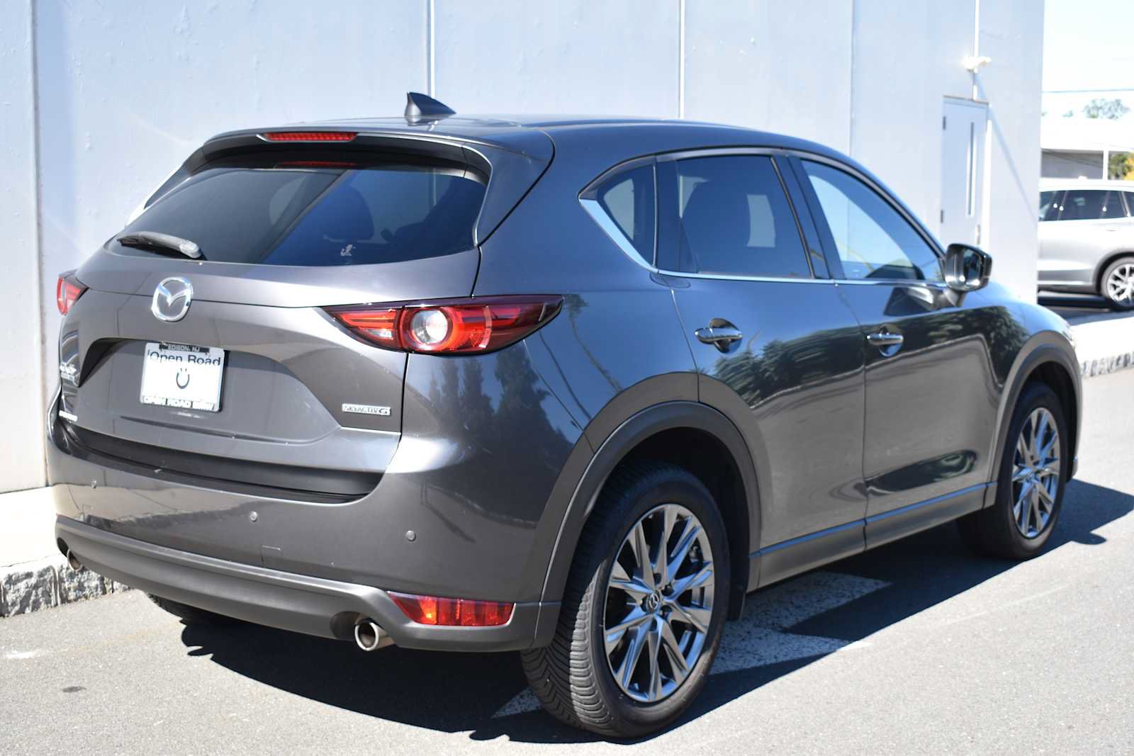 Used 2020 MAZDA CX-5 Signature AWD/4WD image 6