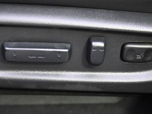 Used 2016 Honda Accord Sport image 9