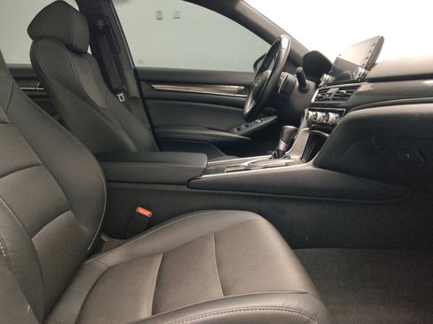 Used 2020 Honda Accord Sport image 21