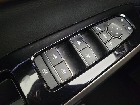 Used 2022 Nissan Pathfinder Platinum w/ Cargo Package AWD/4WD image 27
