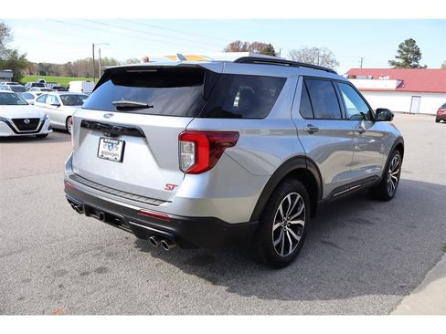 Used 2020 Ford Explorer ST w/ Premium Technology Package image 5