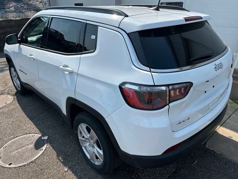 Certified 2022 Jeep Compass Latitude w/ Convenience Group AWD/4WD image 4