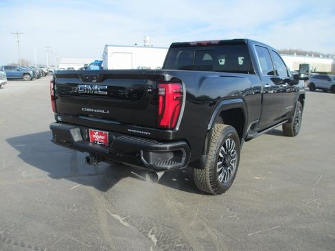 Certified 2024 GMC Sierra 3500 Denali Ultimate image 5