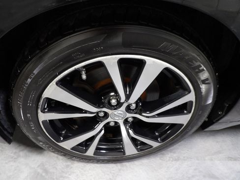 Used 2018 Nissan Maxima 3.5 SV FWD image 19