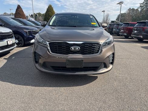 Used 2019 Kia Sorento LX image 6
