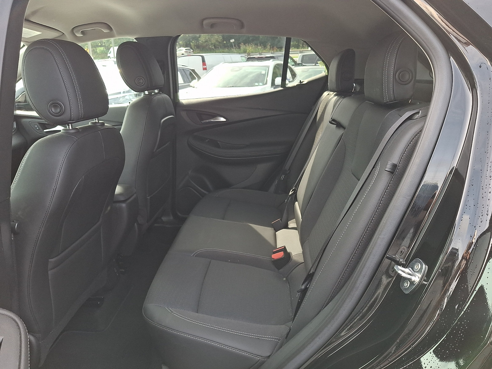Used 2023 Buick Encore GX Select w/ Sport Touring Package FWD image 10