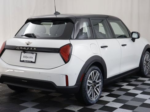 New 2026 MINI Cooper 4-Door Hardtop image 16