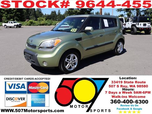 Used 2010 Kia Soul + w/ Audio Pkg FWD image 3