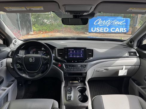 Certified 2022 Honda Ridgeline RTL-E image 2