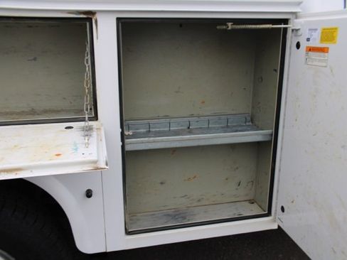 Used 2012 Ford F250 XL w/ Skid Plate Pkg image 16